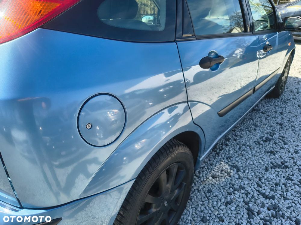 Ford Focus Ambiente - 9