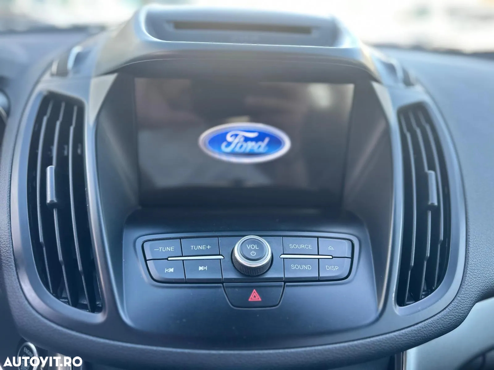 Ford Kuga 2.0 TDCi 4WD Powershift Titanium - 14