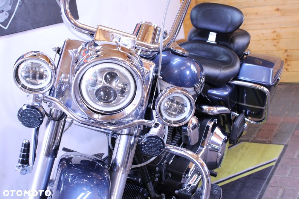 Harley-Davidson Touring Road King - 37