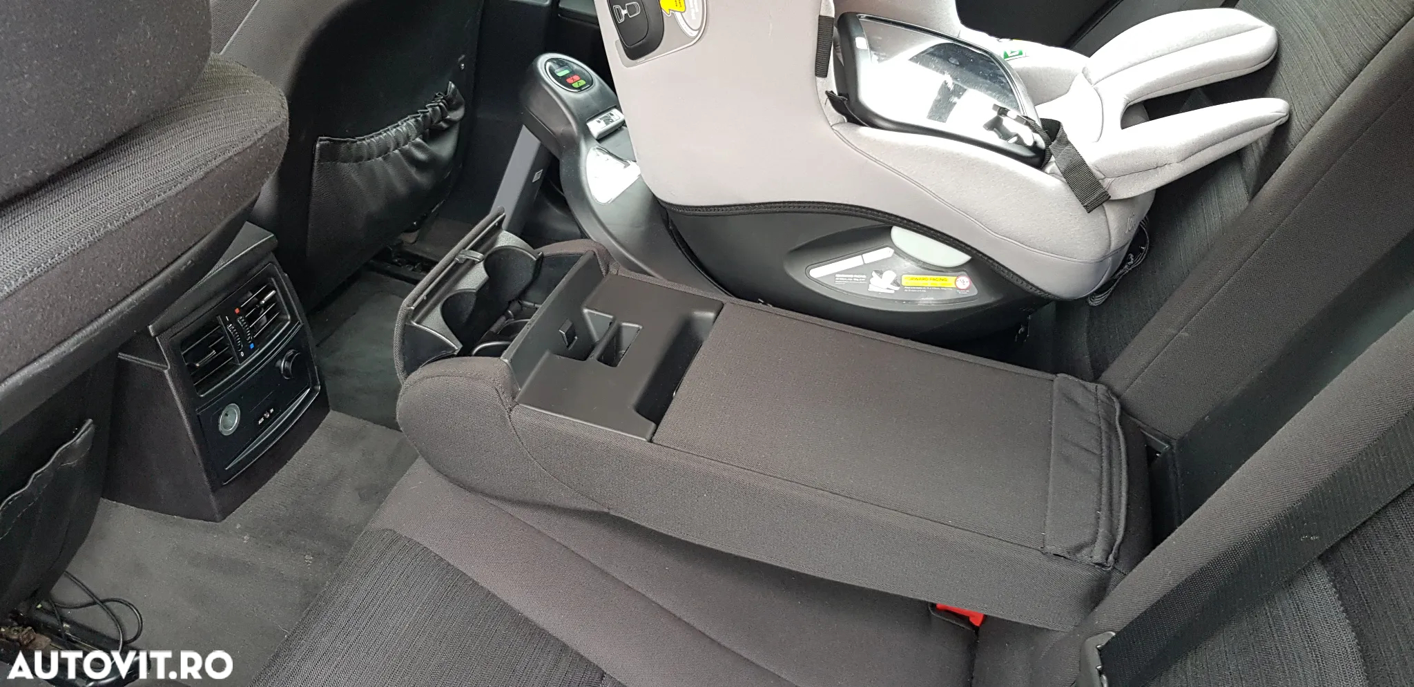 BMW Seria 5 525d Touring - 5