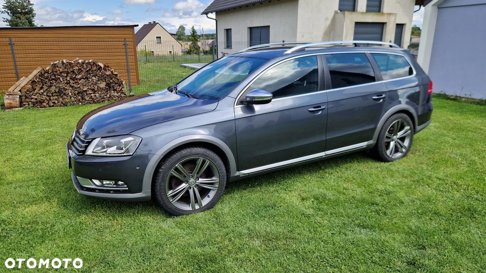 Volkswagen Passat 2.0 TDI 4Motion DSG BlueMotion Tech Highline - 13