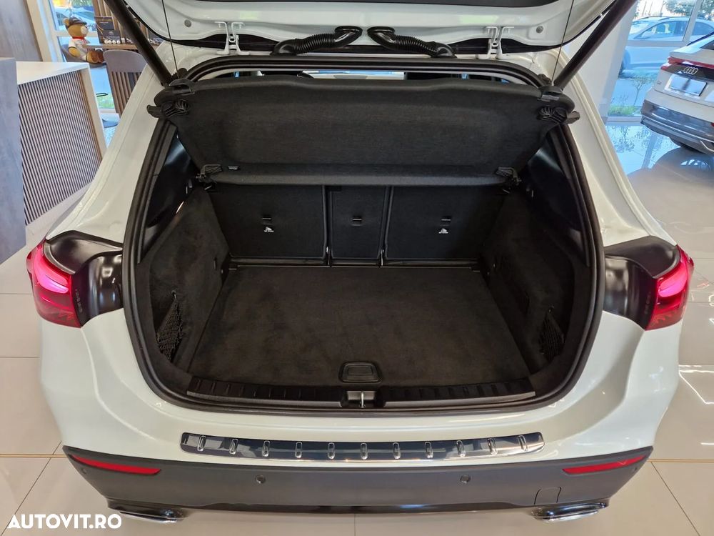 Mercedes-Benz GLA 250 e 8G-DCT Progressive - 35