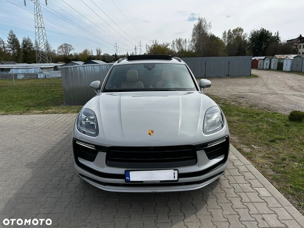 Porsche Macan Standard - 2