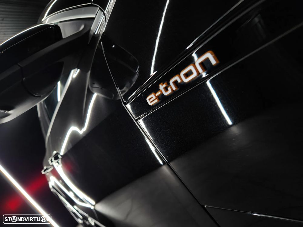 Audi e-tron S quattro - 6