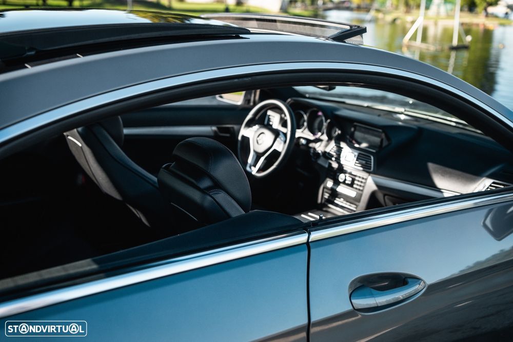 Mercedes-Benz E 250 d 9G-TRONIC Sport Edition - 60