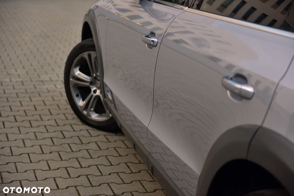 Audi Q5 40 TDI quattro S tronic sport - 25