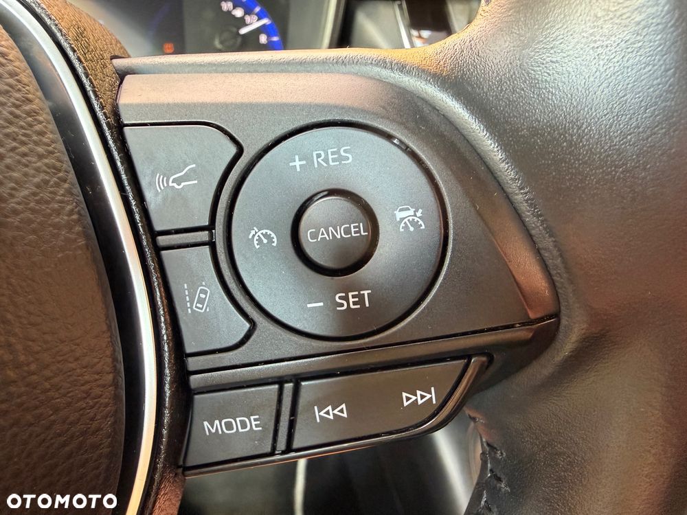 Toyota Corolla 1.8 Hybrid GPF Comfort - 36