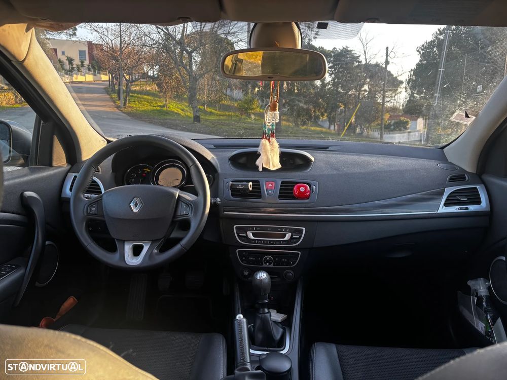 Renault Mégane 1.5 dCi Dynamique - 3