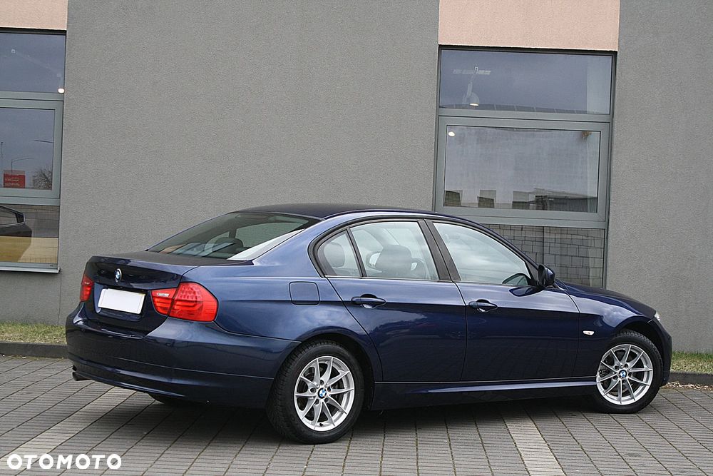 BMW Seria 3 318d Modern Line - 4