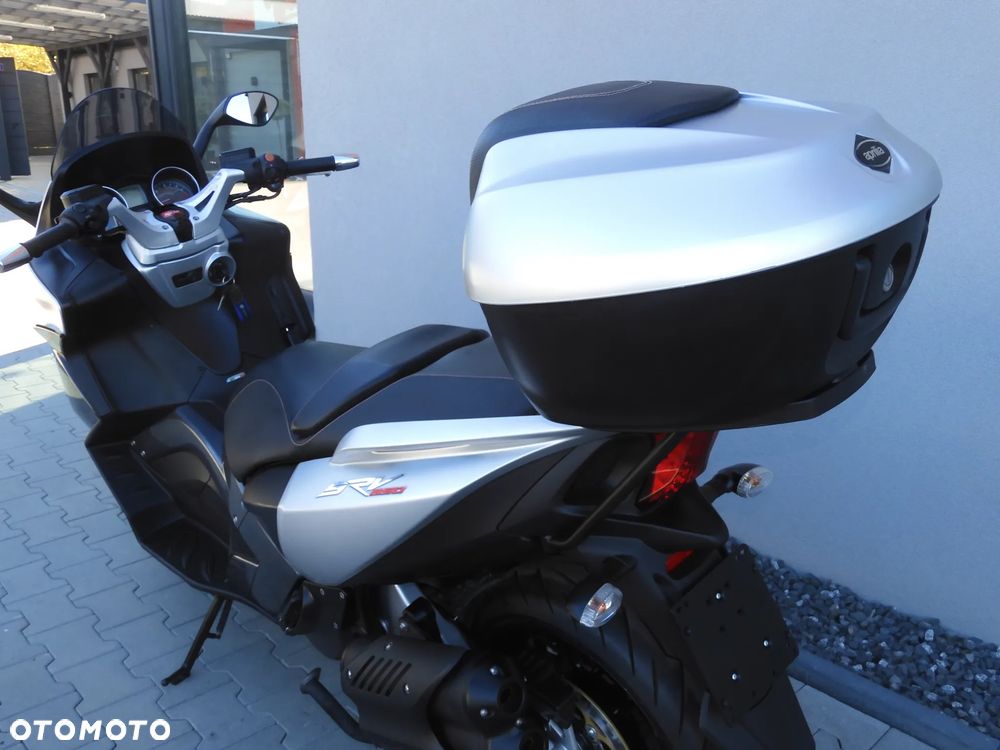Aprilia SRV 850 - 28