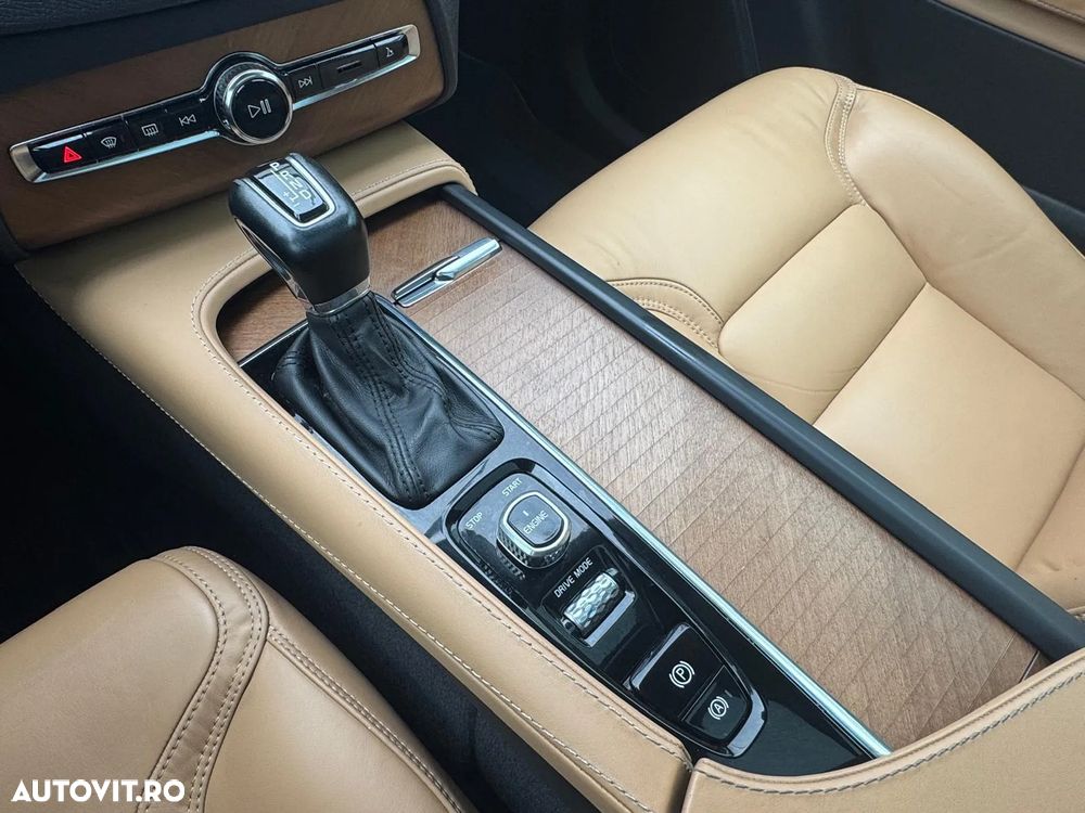 Volvo XC 90 D5 AWD Geartronic Inscription - 15