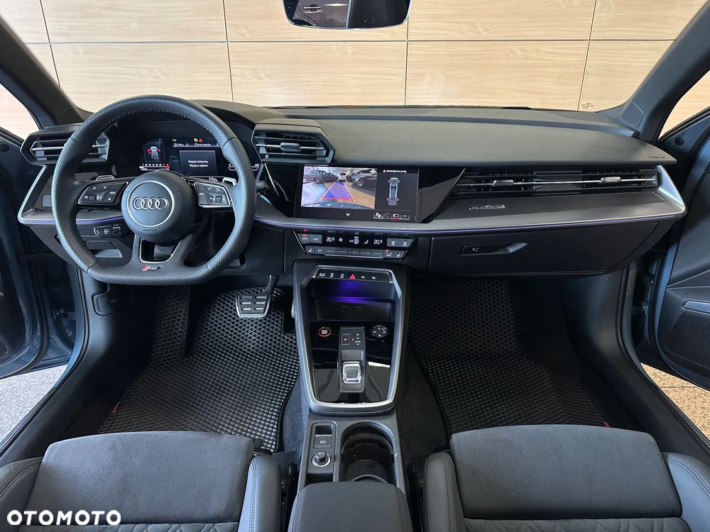 Audi RS3 Sportback TFSI Quattro S tronic - 16