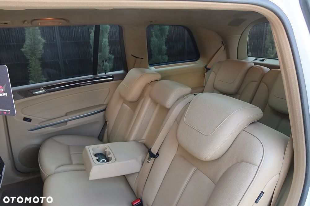 Mercedes-Benz GL 350 BlueTEC - 24