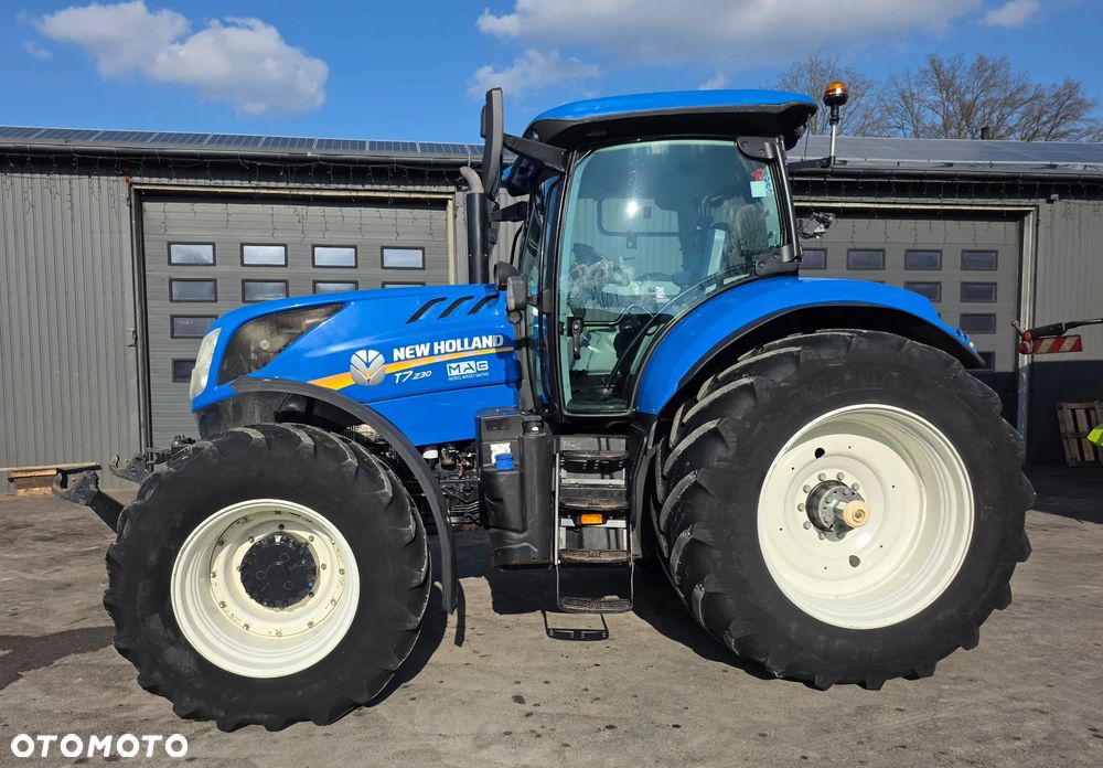 New Holland T7.230 - 17