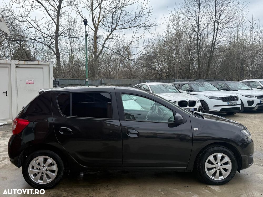Dacia Sandero - 32