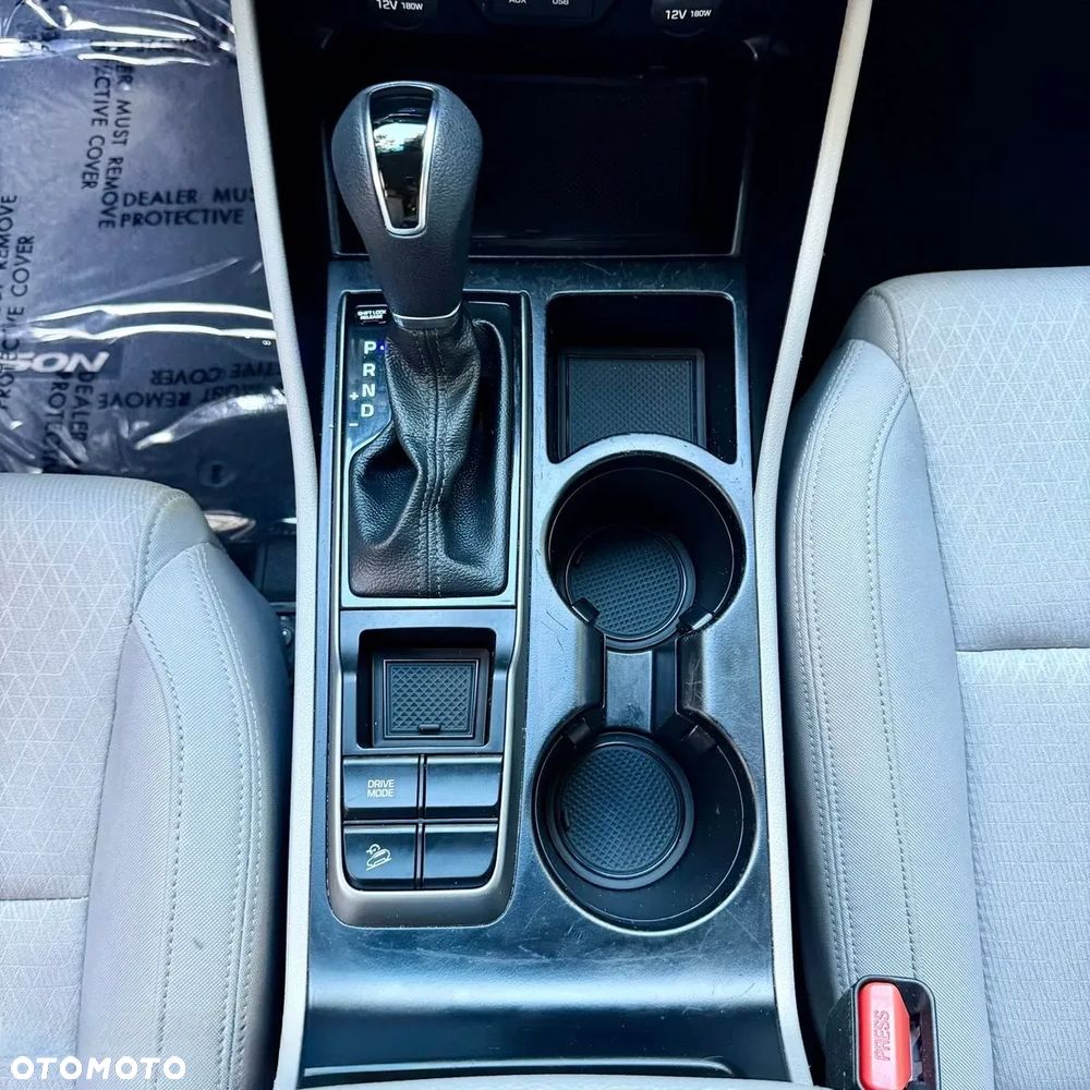 Hyundai Tucson - 13