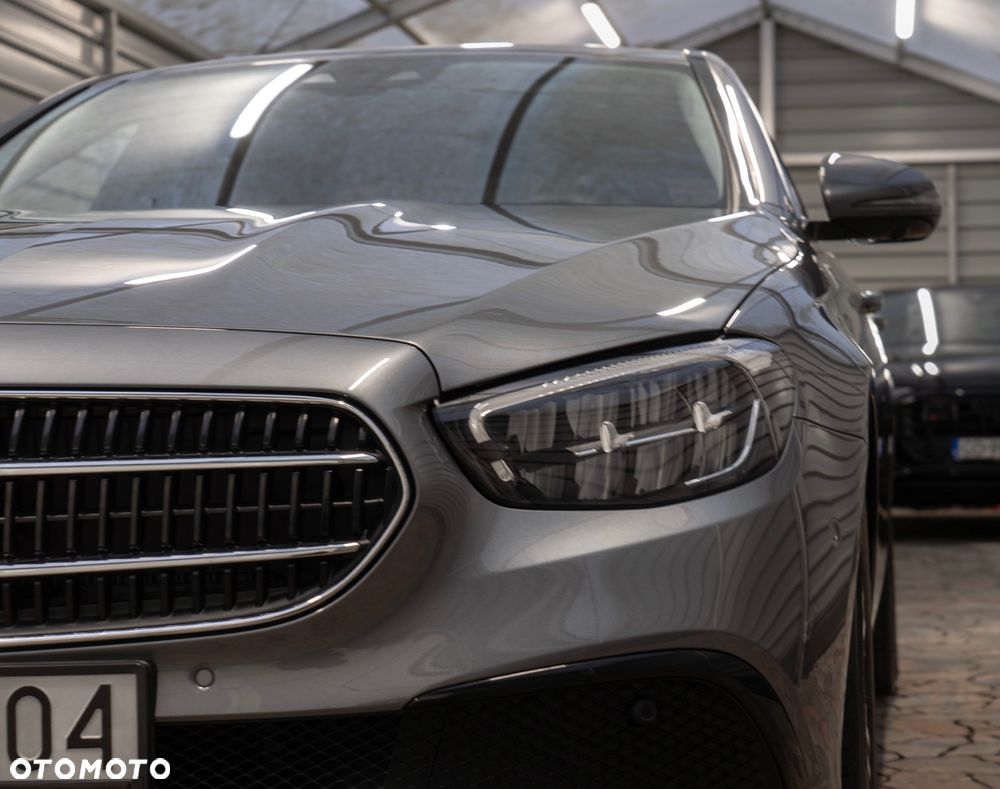 Mercedes-Benz Klasa E - 15