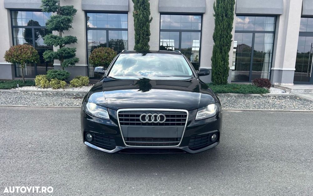 Dezmembrez Audi A4 B8 2.00 TDI an 2010 - 1