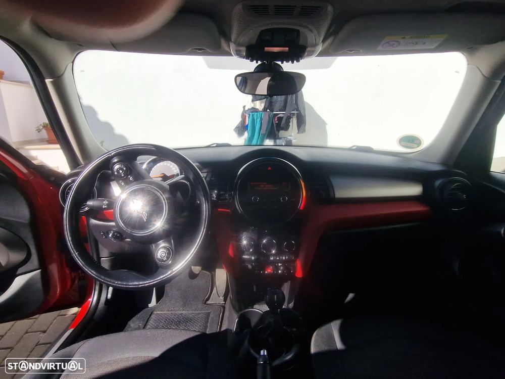 MINI 5 Portas One D - 10