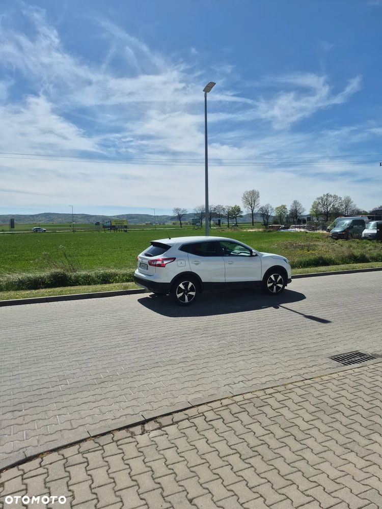 Nissan Qashqai 1.2 DIG-T N-Vision EU6 - 26