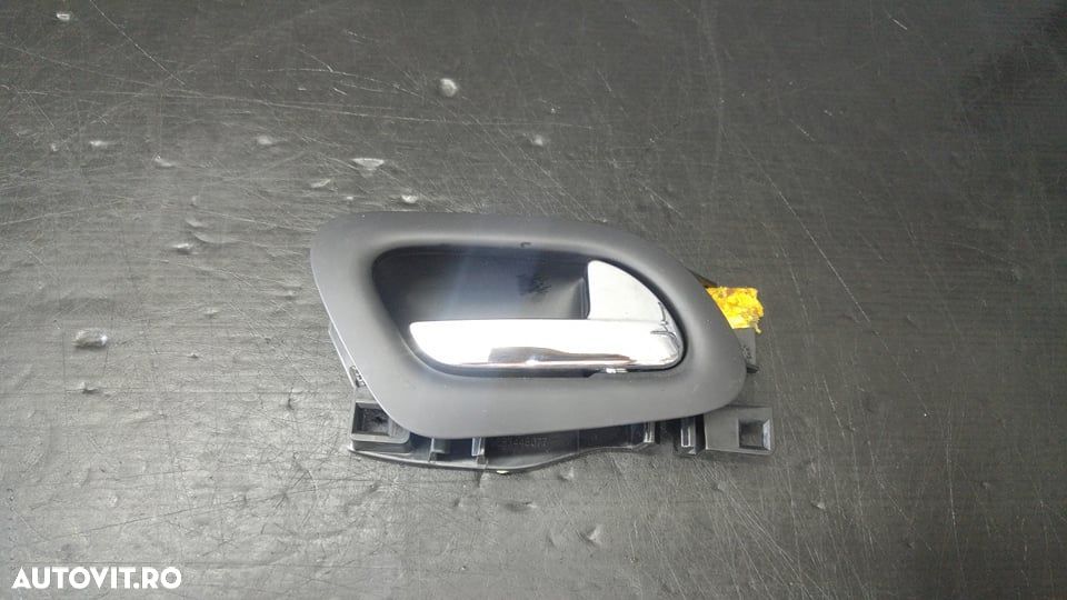 Maner interior dreapta spate citroen c3 picasso 9683446577 9683446077 - 3
