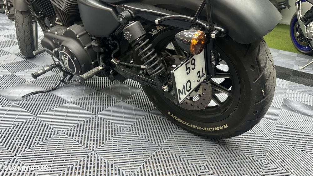 Harley-Davidson 883 Sportster 883 Black/Bobber - 11