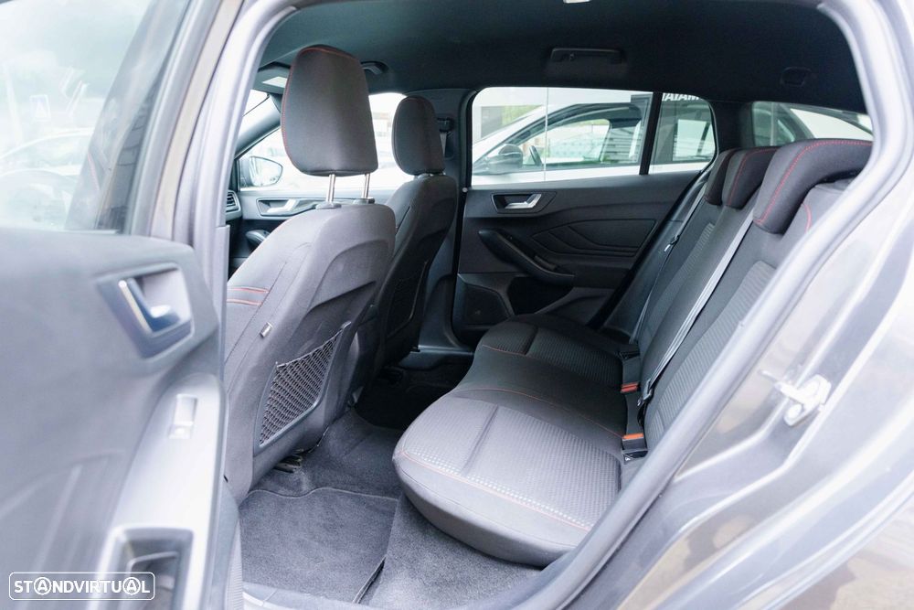 Ford Focus SW 1.0 EcoBoost MHEV ST-Line - 21