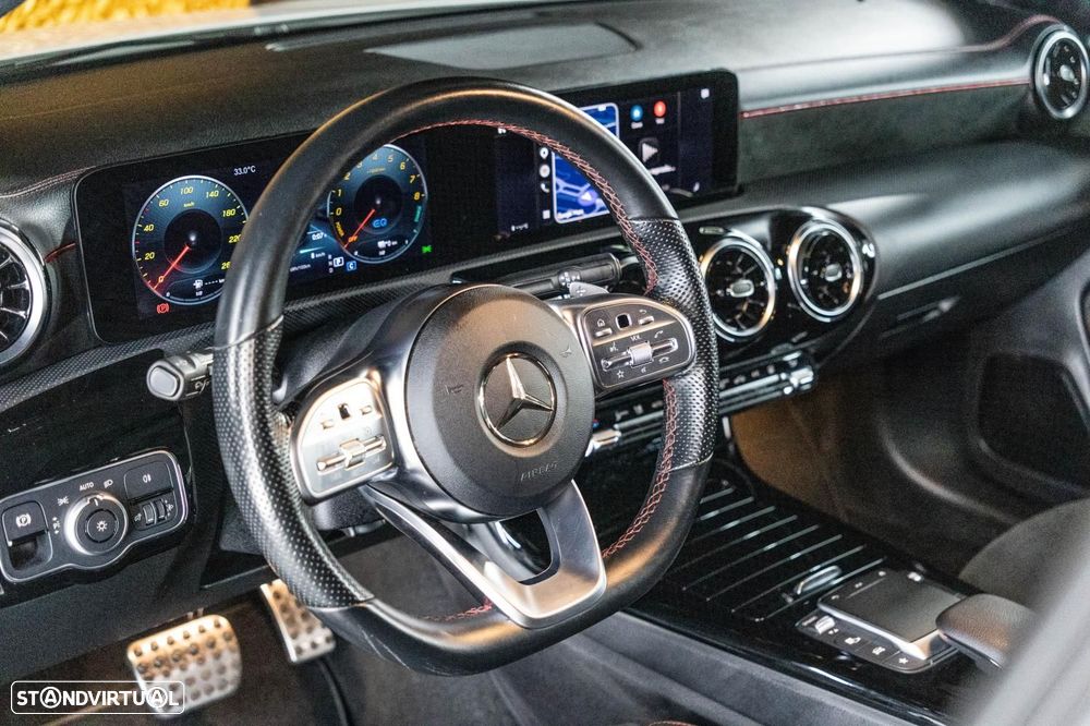 Mercedes-Benz CLA 250 e Shooting Brake AMG Line - 21