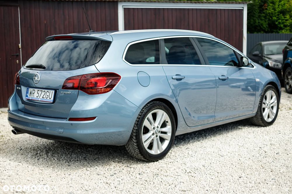 Opel Astra 1.4 Turbo ecoFLEX Start/Stop Innovation - 4