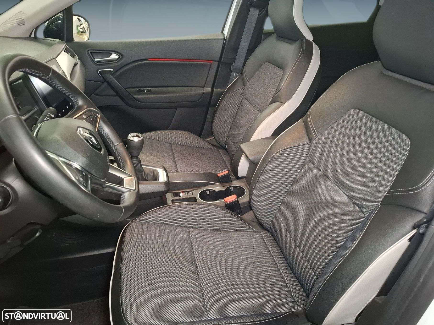 Renault Captur 1.0 TCe Techno - 11