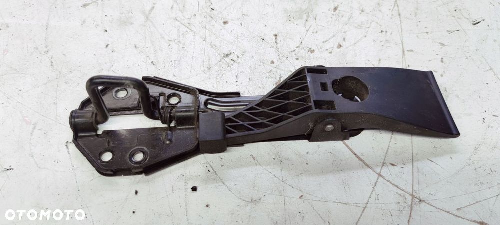 ZAMEK MASKI RYGIEL AUDI A6 C7 A7 4G0823480 - 1