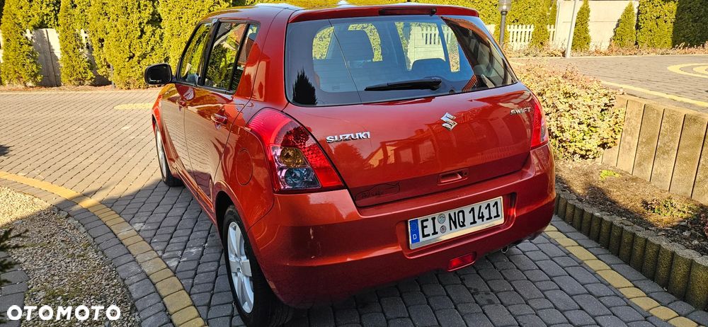 Suzuki Swift 1.3 Limited 25 - 3