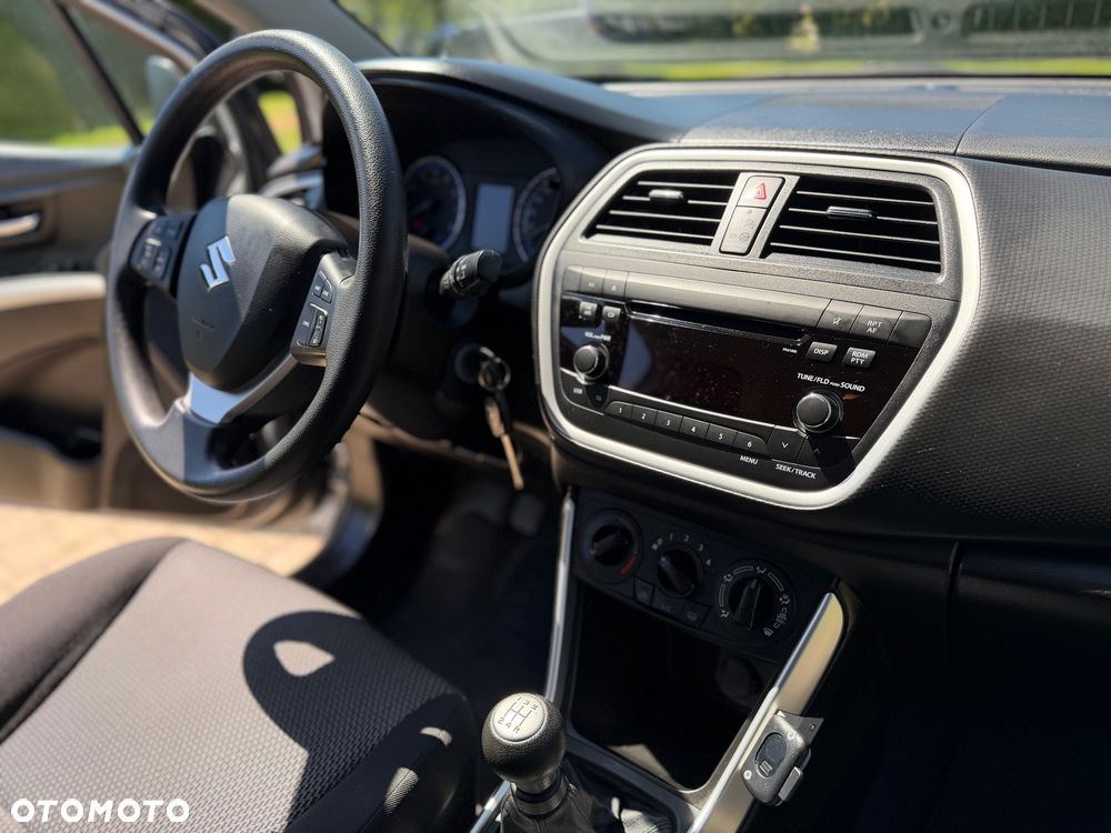 Suzuki SX4 S-Cross 1.6 VVT 4x2 Club - 26