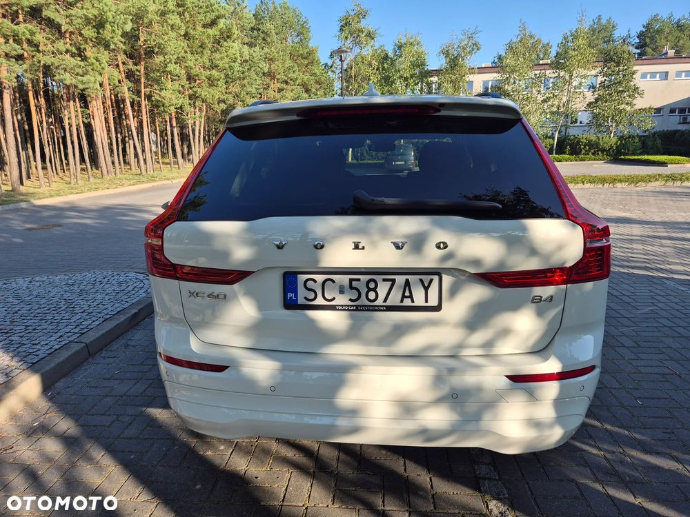 Volvo XC 60 B4 B Momentum Pro - 6