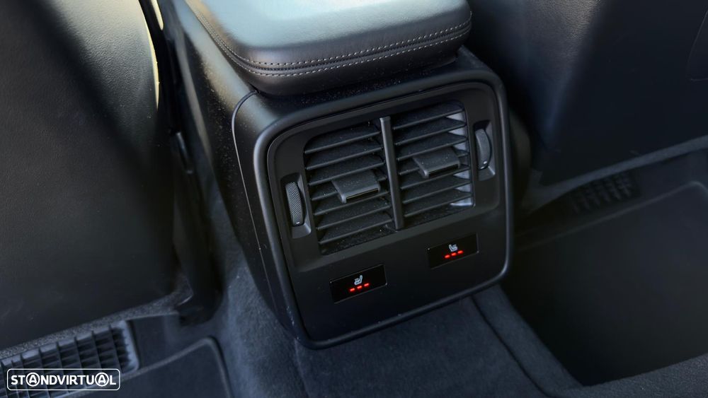 Porsche Taycan 4S - 15