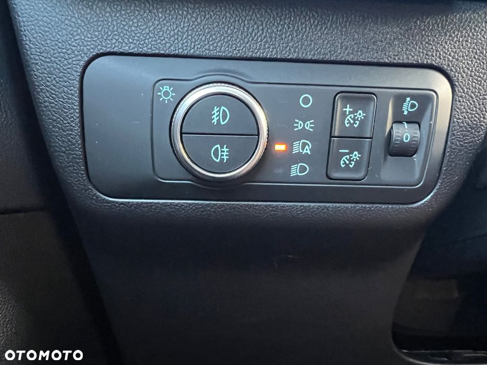Ford Kuga 1.5 EcoBlue FWD Titanium - 28