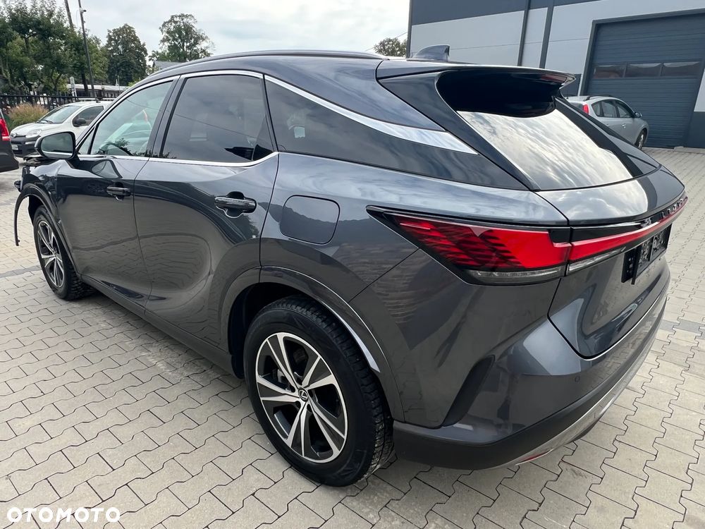 Lexus RX - 5
