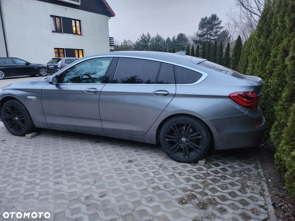 BMW 5GT - 5