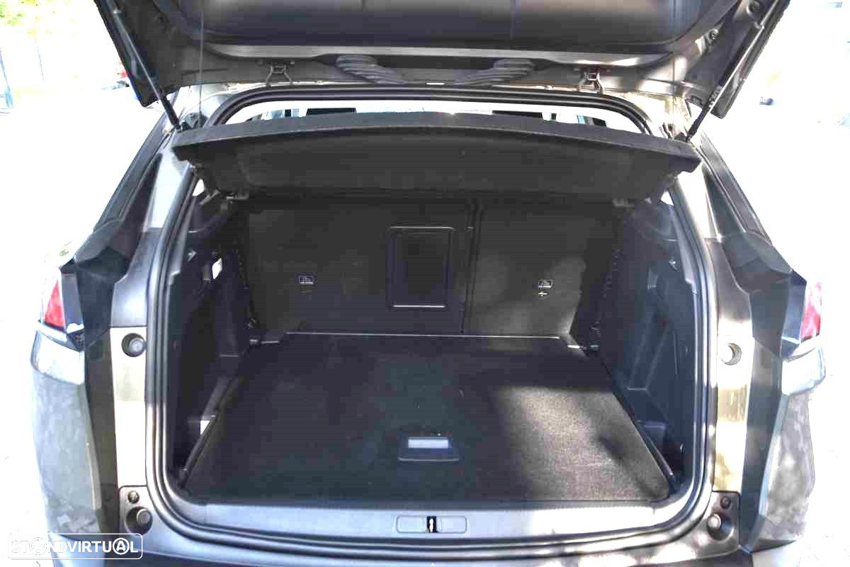 Peugeot 3008 1.6 BlueHDi Style EAT6 - 17
