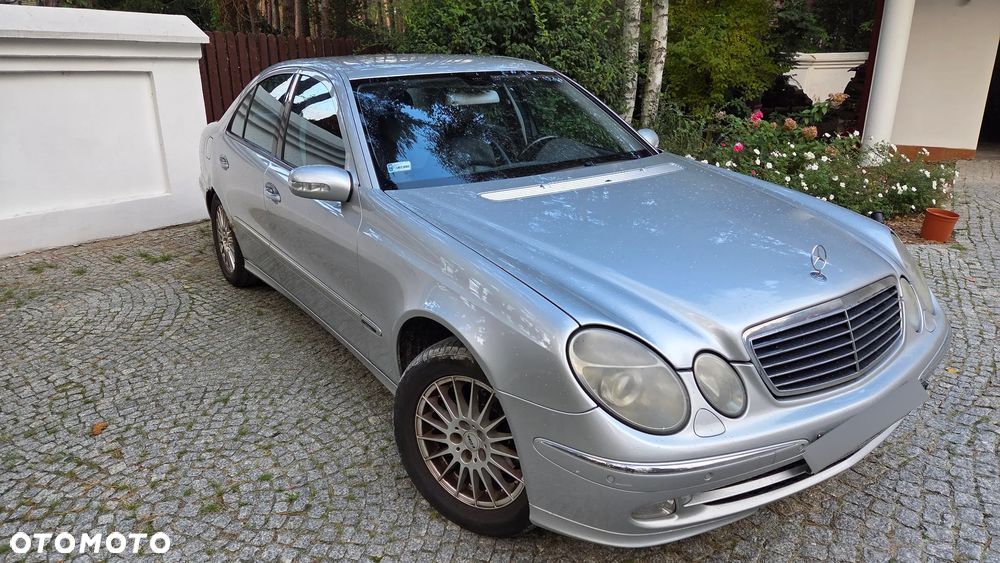 Mercedes-Benz Klasa E 320 T 4Matic Avantgarde - 7