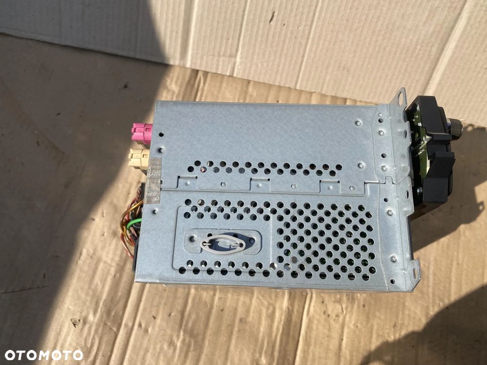 Radio 921833001 BMW E90 E91 lift OE - 4