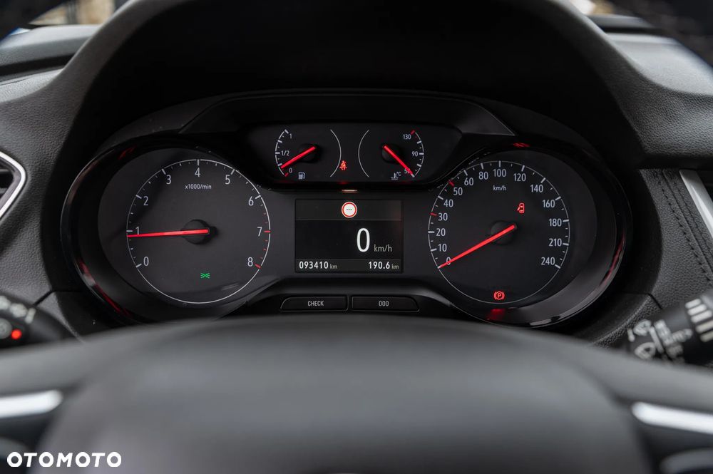 Opel Grandland X 1.2 Start/Stop Business Elegance - 25