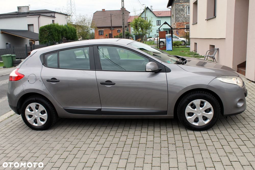Renault Megane 1.6 16V 100 Authentique - 7