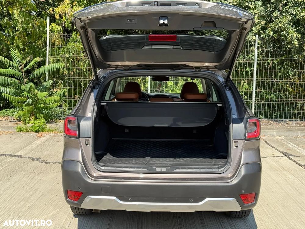 Subaru Outback 2.5I LinearTronic CVT Platinum - 18