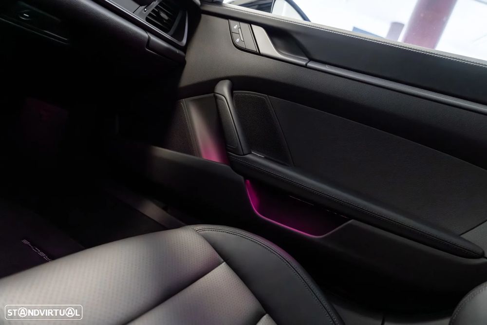 Porsche 911 (992) Carrera S - 32