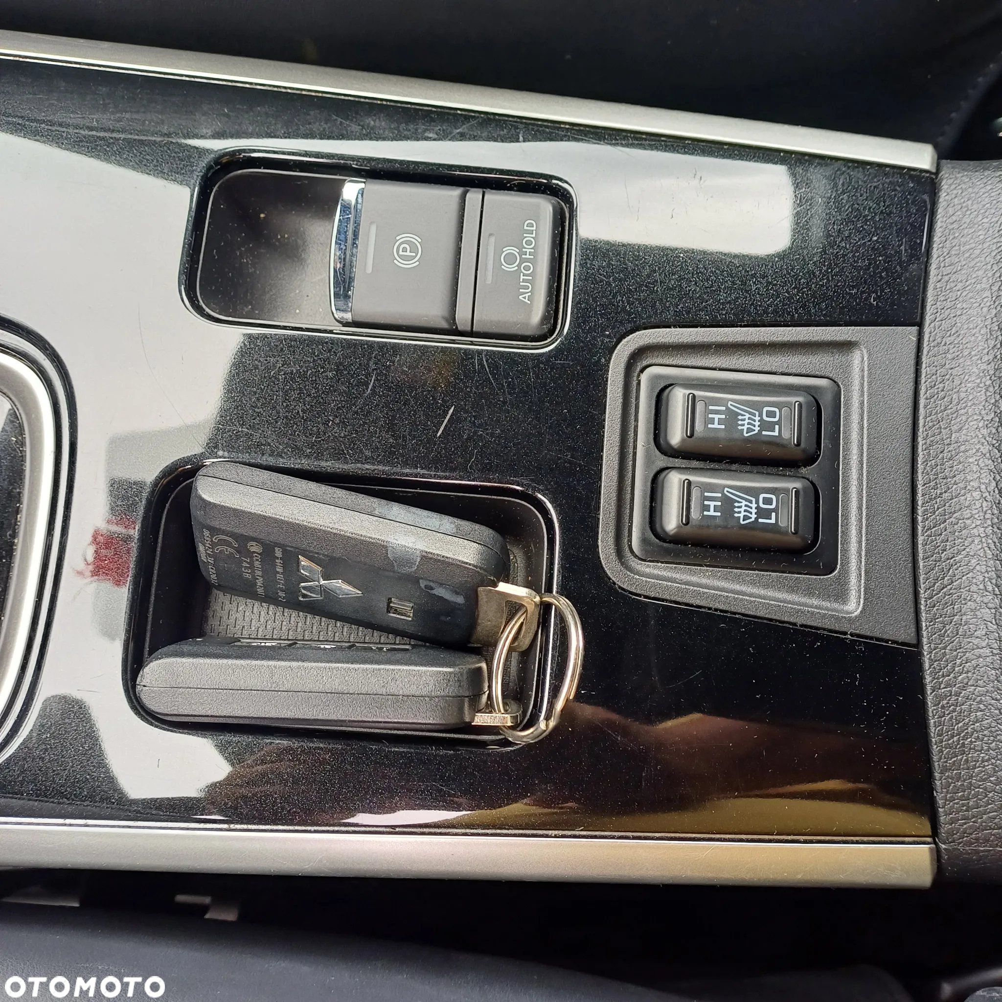 Mitsubishi Outlander - 29