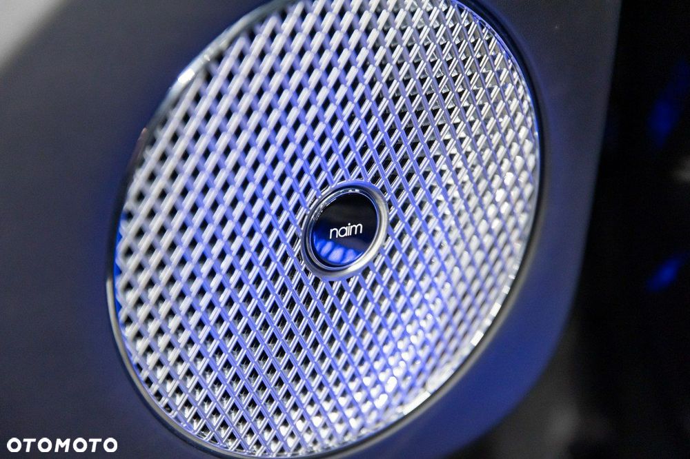 Bentley Flying Spur - 32