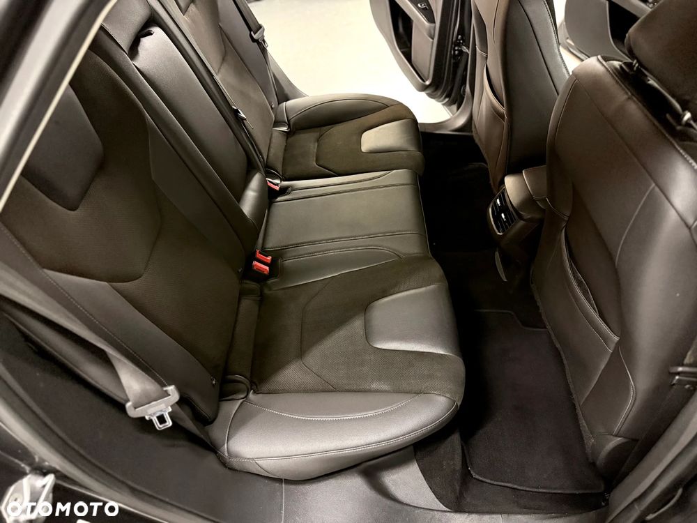 Ford Mondeo 2.0 TDCi Edition PowerShift - 20
