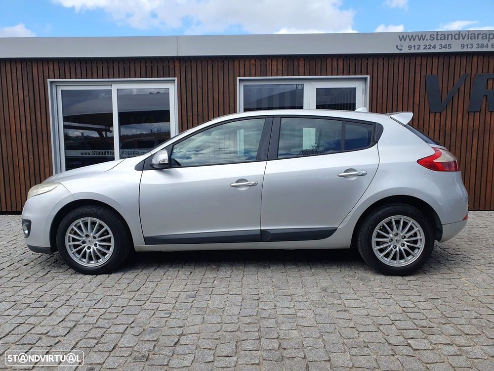 Renault Mégane 1.5 dCi Dynamique S - 8