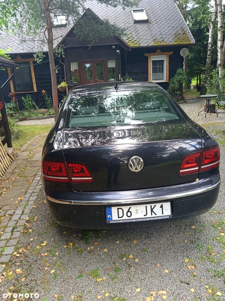 Volkswagen Phaeton - 5
